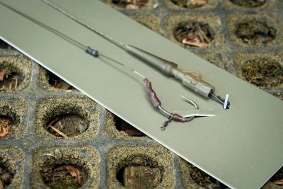 One More Cast- Surrender all-in-1 rigs Blend Corefee German Rig Size 6 Lock Barbless- przypon karpiowy - obrazek 3